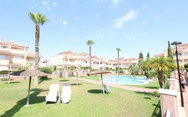 2 soveværelse Byhus til salg i Punta Prima, Orihuela med swimmingpool - € 219.000 (Ref: 9136181)