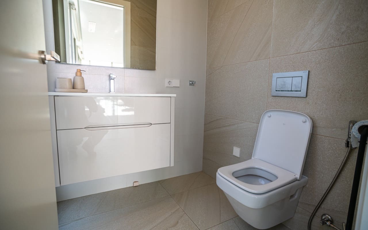 4 quarto Moradia para venda em Las Colinas Golf com piscina - 950 000 € (Ref: 9136186)