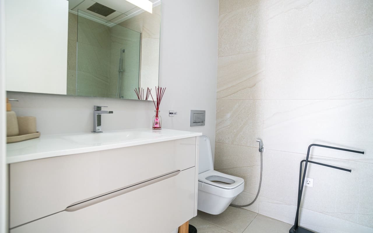 4 quarto Moradia para venda em Las Colinas Golf com piscina - 950 000 € (Ref: 9136186)