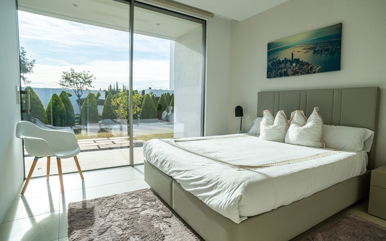 4 quarto Moradia para venda em Las Colinas Golf com piscina - 950 000 € (Ref: 9136186)