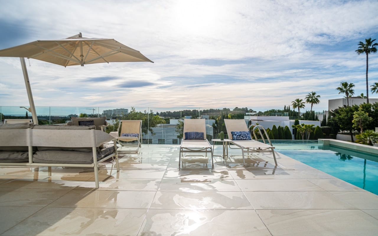 4 quarto Moradia para venda em Las Colinas Golf com piscina - 950 000 € (Ref: 9136186)