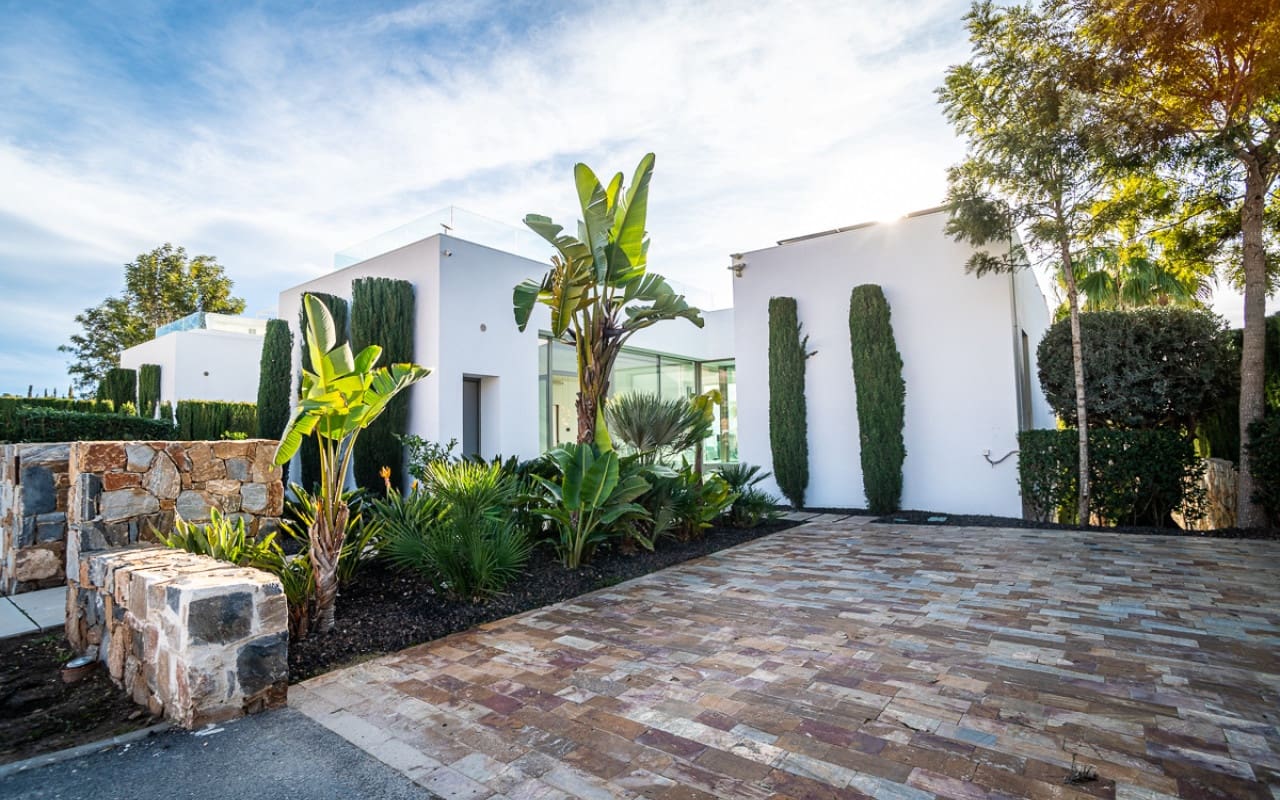 4 quarto Moradia para venda em Las Colinas Golf com piscina - 950 000 € (Ref: 9136186)