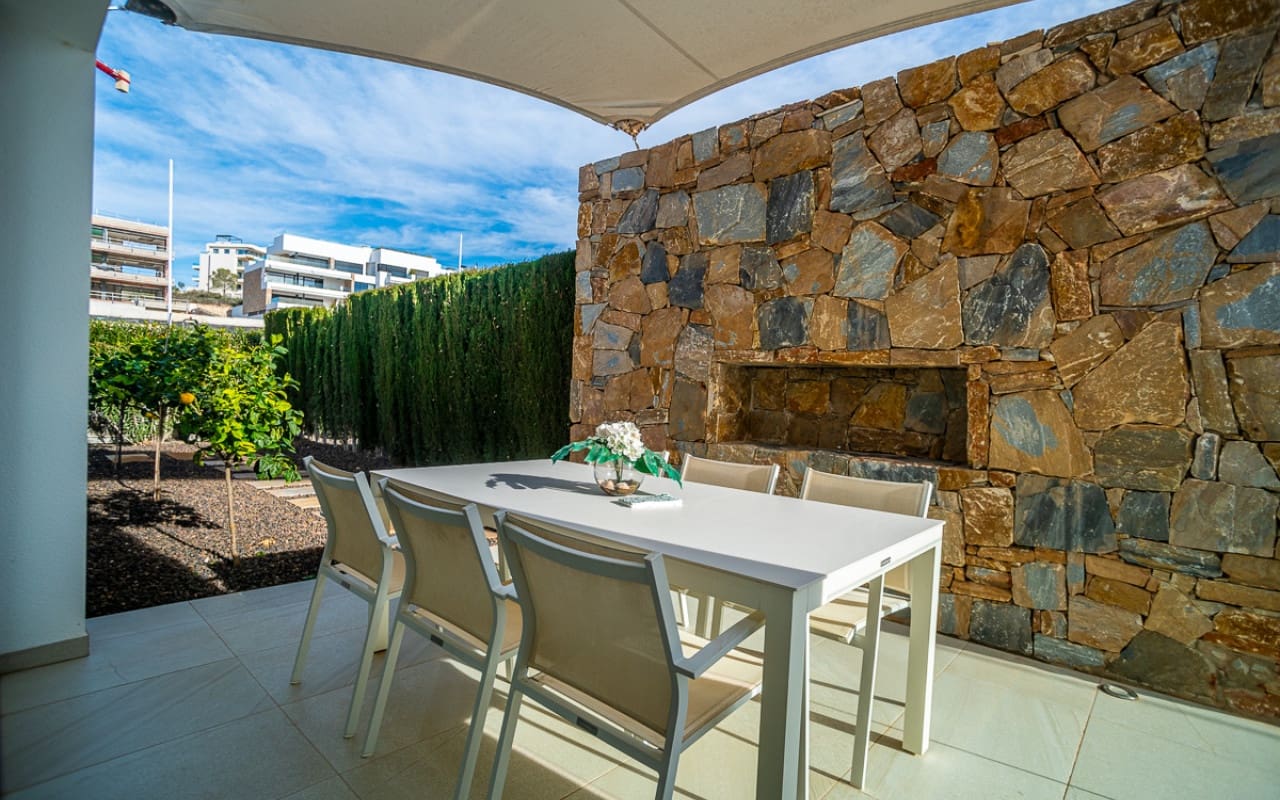 4 quarto Moradia para venda em Las Colinas Golf com piscina - 950 000 € (Ref: 9136186)