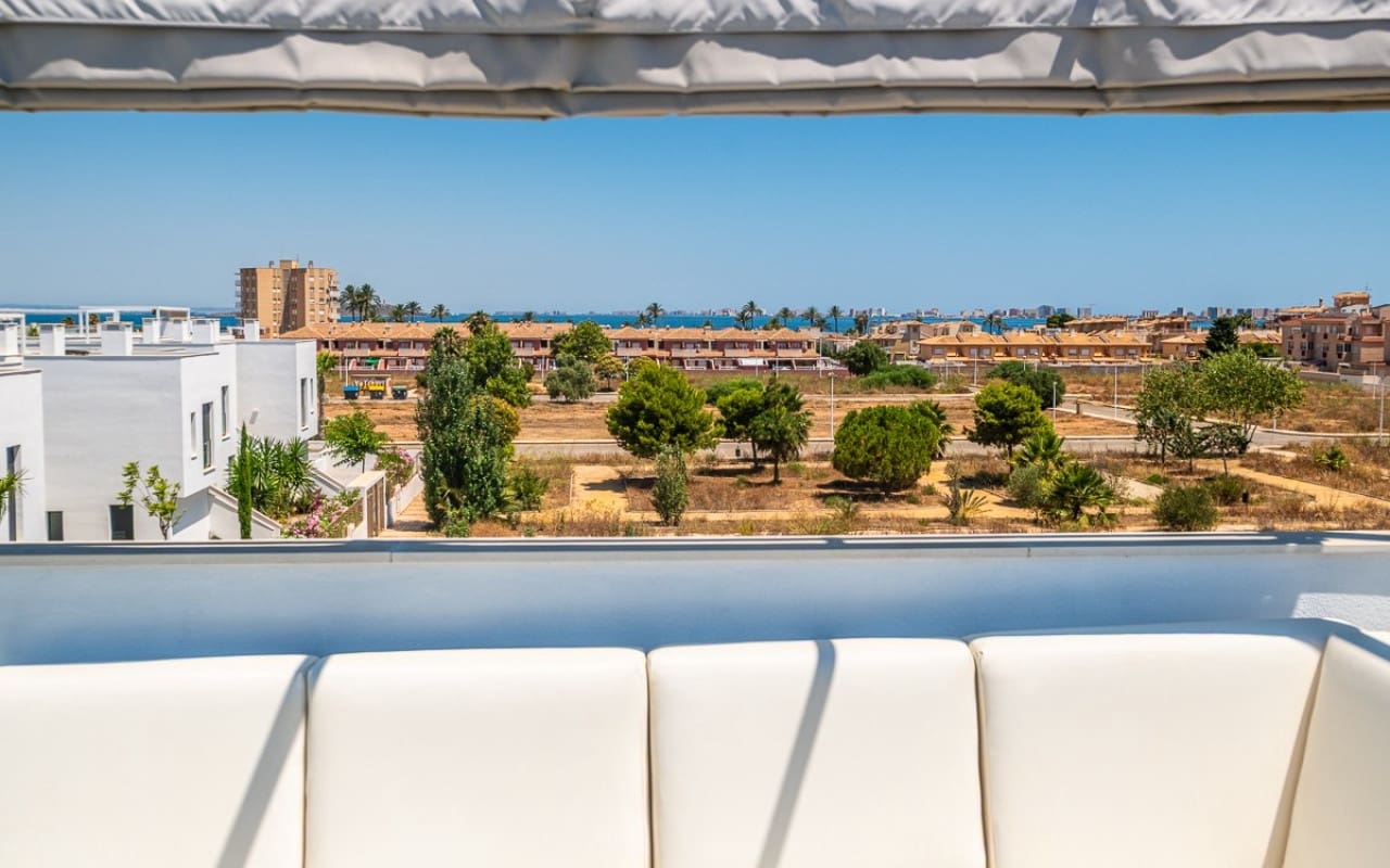 3 soverom Penthouse til salgs i Mar de Cristal med svømmebasseng - € 379 000 (Ref: 9136191)