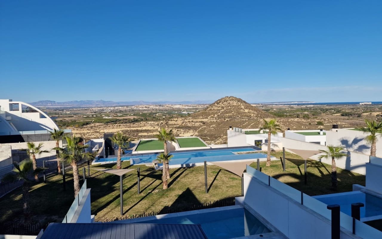 3 bedroom Penthouse for sale in Ciudad Quesada with pool - € 399,000 (Ref: 9136199)