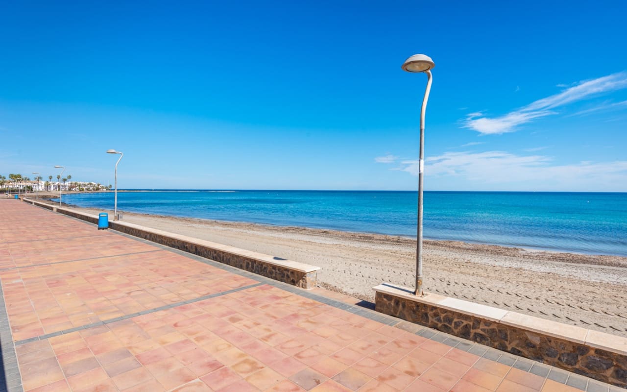 1 Zimmer Penthouse zu verkaufen in La Manga del Mar Menor mit Pool - 380.000 € (Ref: 9136204)