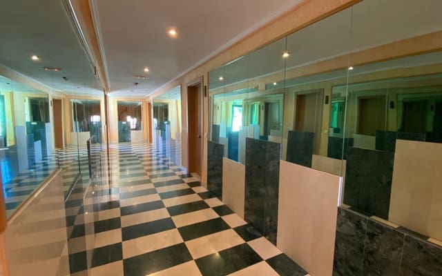 4 chambre Appartement à vendre à El Edén, Guardamar del Segura avec piscine - 239 000 € (Ref: 9136206)