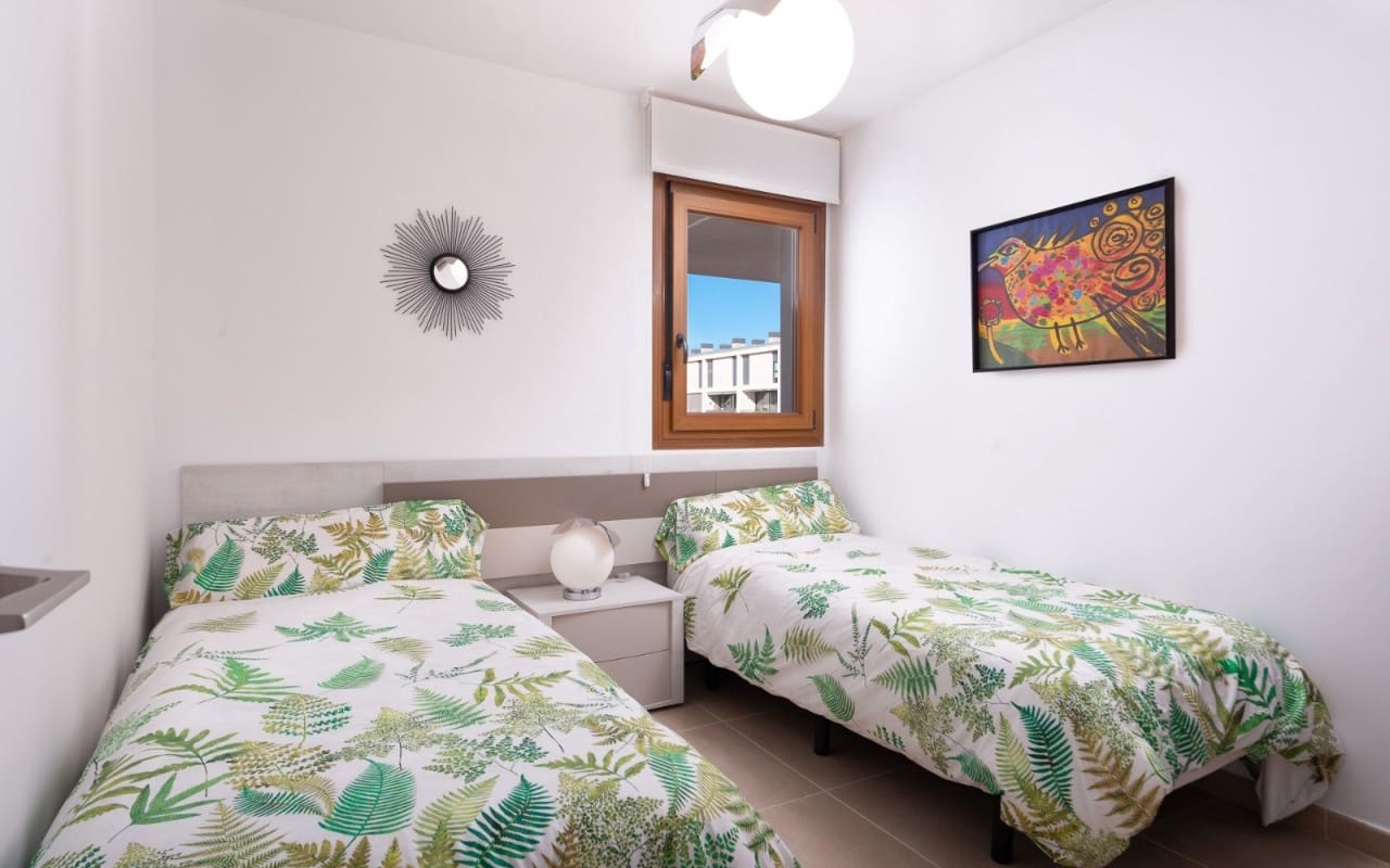 3 makuuhuone Huoneisto myytävänä paikassa Orihuela Costa mukana uima-altaan - 325 000 € (Ref: 9136208)