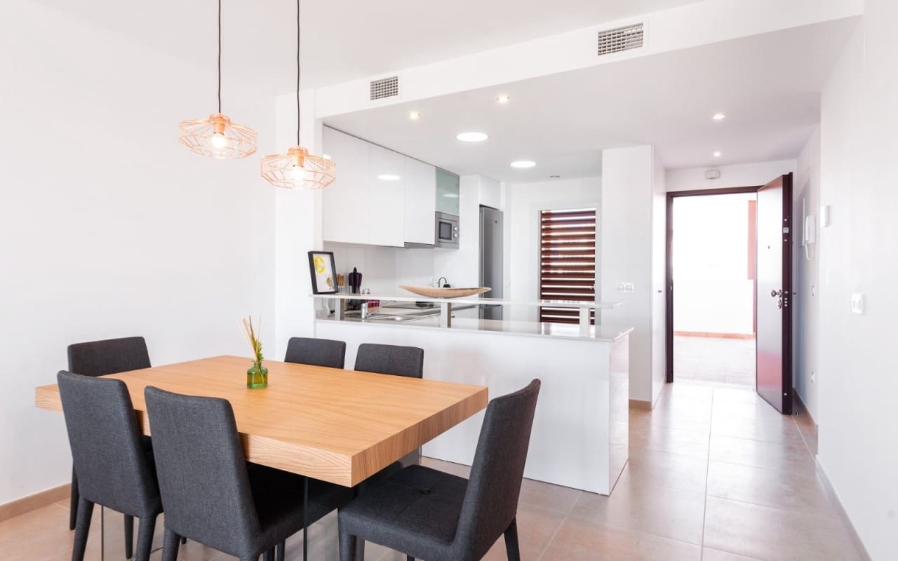 3 makuuhuone Huoneisto myytävänä paikassa Orihuela Costa mukana uima-altaan - 325 000 € (Ref: 9136208)