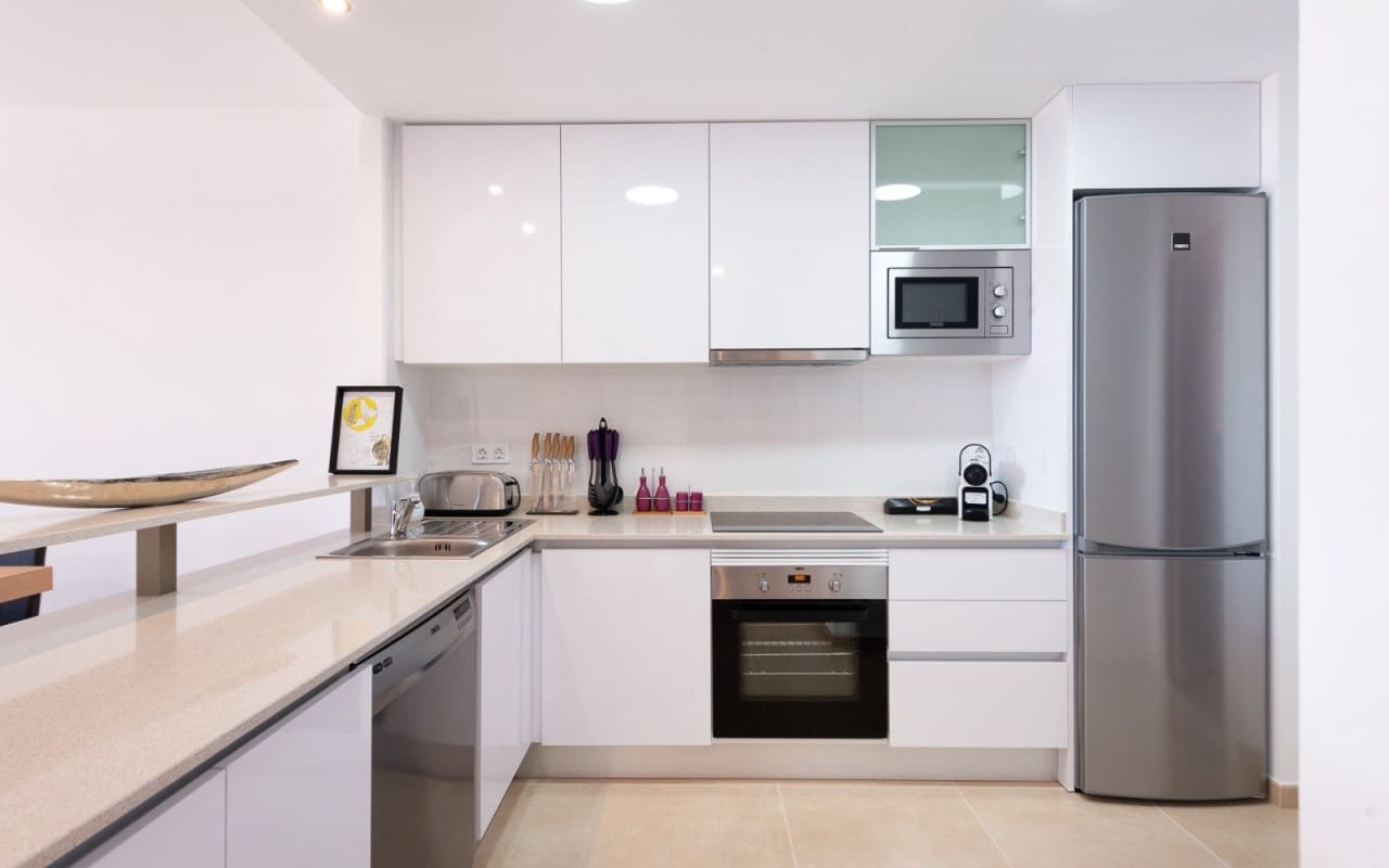 3 makuuhuone Huoneisto myytävänä paikassa Orihuela Costa mukana uima-altaan - 325 000 € (Ref: 9136208)