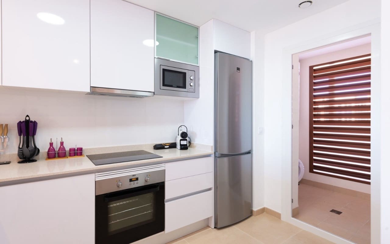 3 makuuhuone Huoneisto myytävänä paikassa Orihuela Costa mukana uima-altaan - 325 000 € (Ref: 9136208)