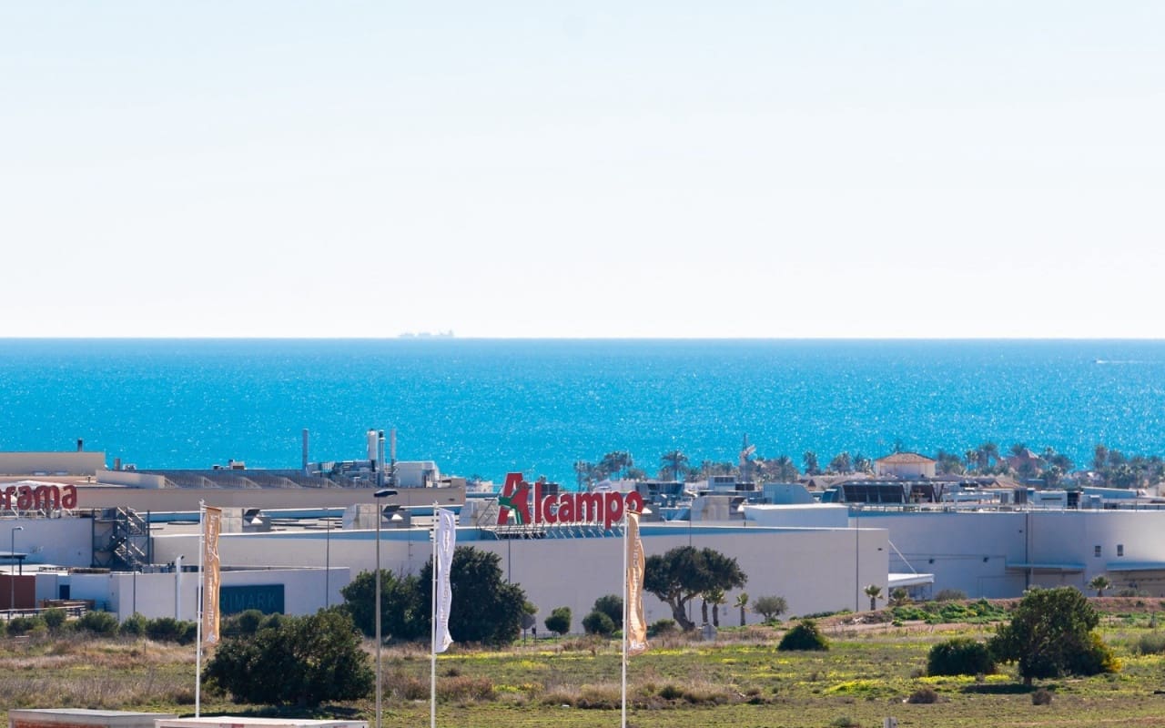 3 makuuhuone Huoneisto myytävänä paikassa Orihuela Costa mukana uima-altaan - 325 000 € (Ref: 9136208)