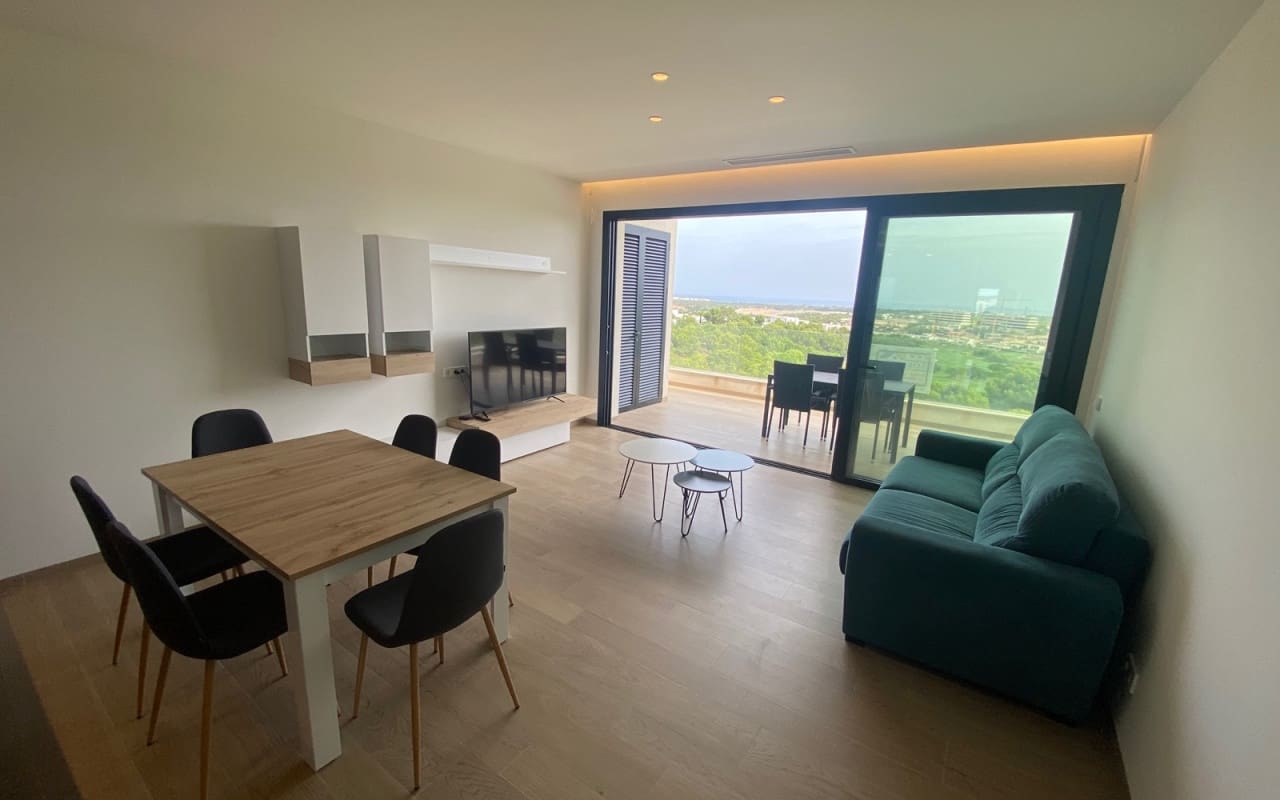 Apartamento de 2 habitaciones en Las Colinas Golf en venta con piscina - 475.000 € (Ref: 9136211)