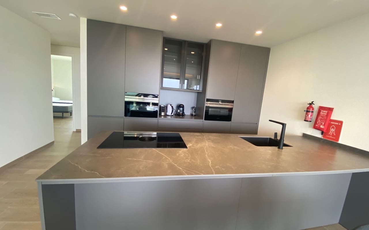 Apartamento de 2 habitaciones en Las Colinas Golf en venta con piscina - 475.000 € (Ref: 9136211)