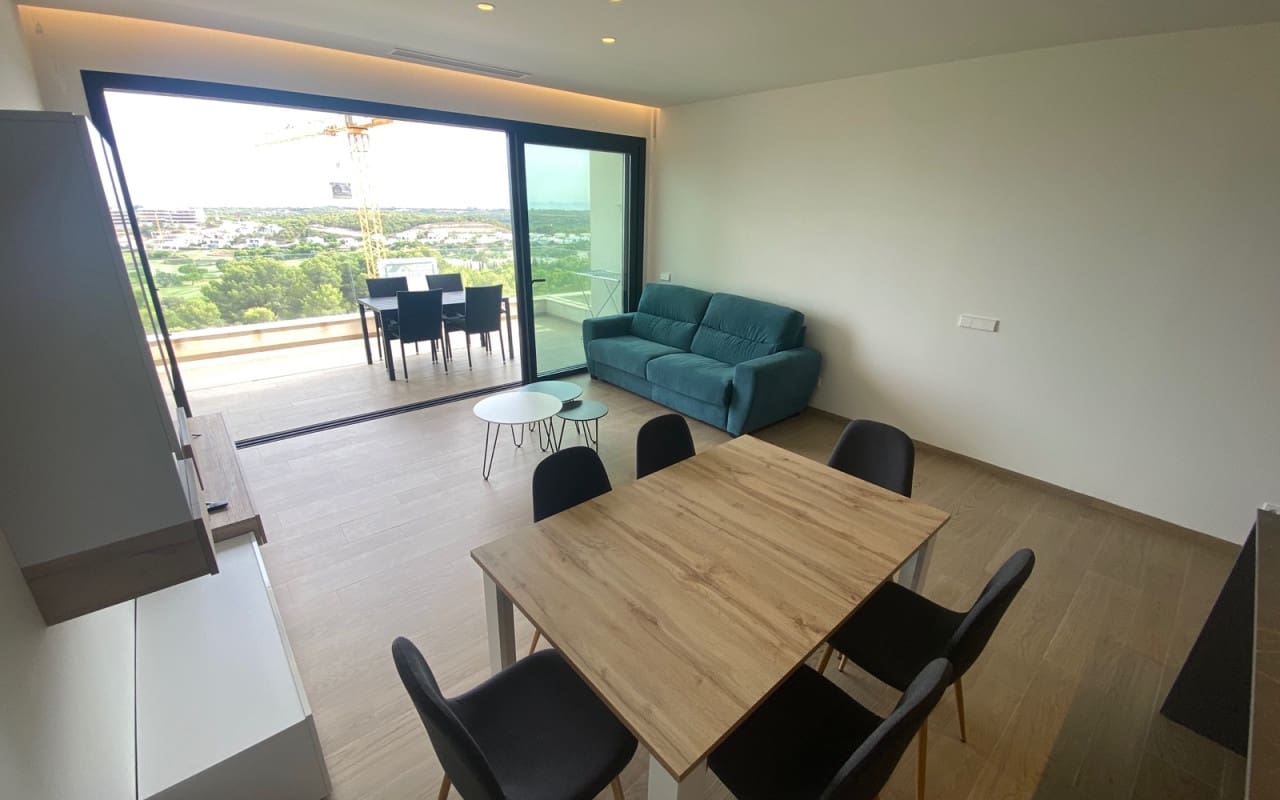 Apartamento de 2 habitaciones en Las Colinas Golf en venta con piscina - 475.000 € (Ref: 9136211)