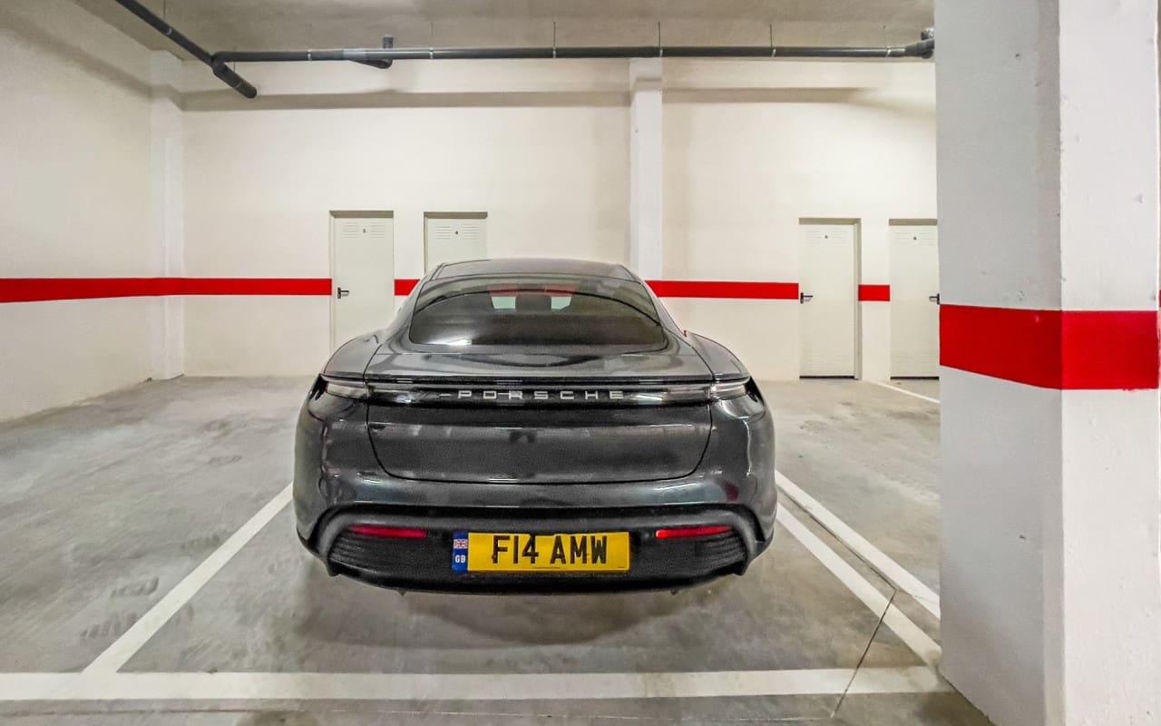 3 bedroom Apartment for sale in Algorfa with pool - € 375,000 (Ref: 9136216)