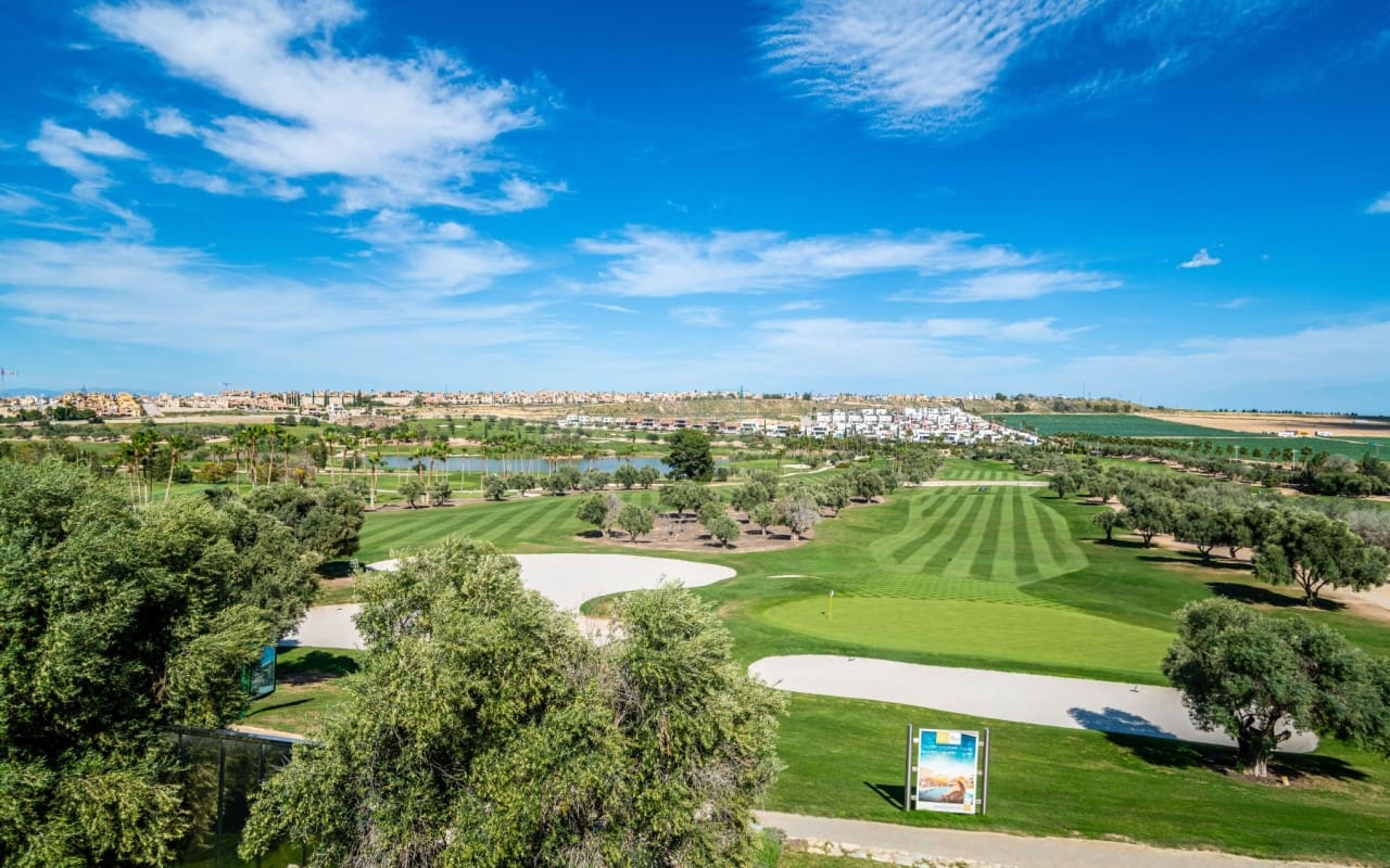 3 bedroom Apartment for sale in Algorfa with pool - € 375,000 (Ref: 9136216)