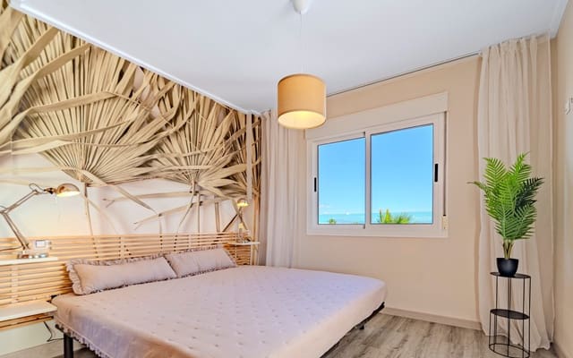 3 chambre Maison de Ville à vendre à Los Balcones avec piscine - 315 000 € (Ref: 9148206)