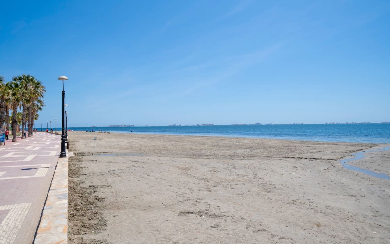 3 soveværelse Penthouse til salg i Los Alcazares med swimmingpool - € 290.000 (Ref: 9148212)