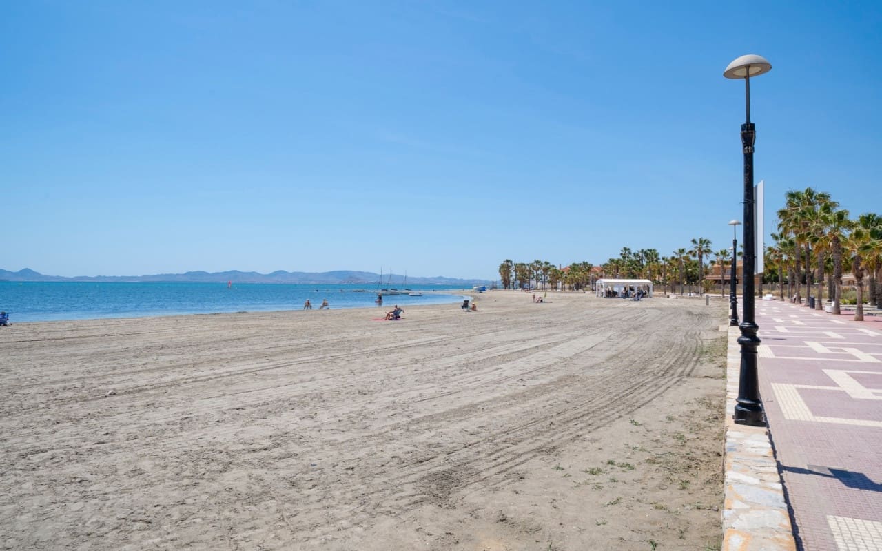 3 soveværelse Penthouse til salg i Los Alcazares med swimmingpool - € 290.000 (Ref: 9148212)