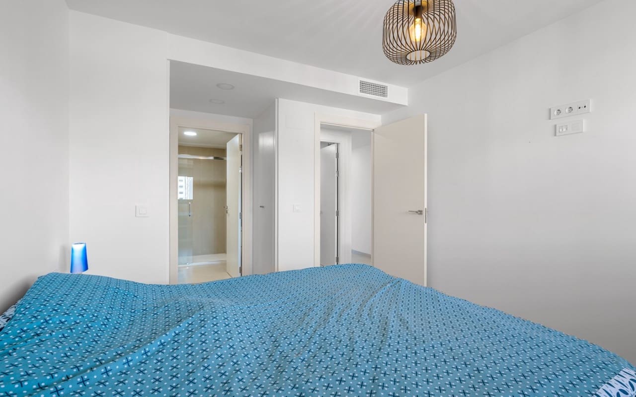 2 Zimmer Apartment zu verkaufen in Orihuela Costa mit Pool - 369.000 € (Ref: 9148225)