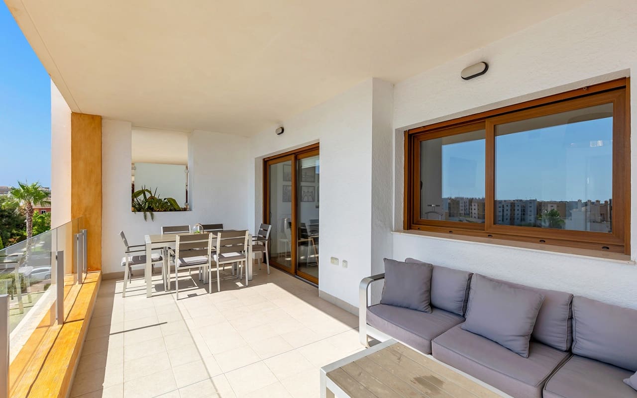 3 quarto Apartamento para venda em Villamartin com piscina - 299 900 € (Ref: 9148226)