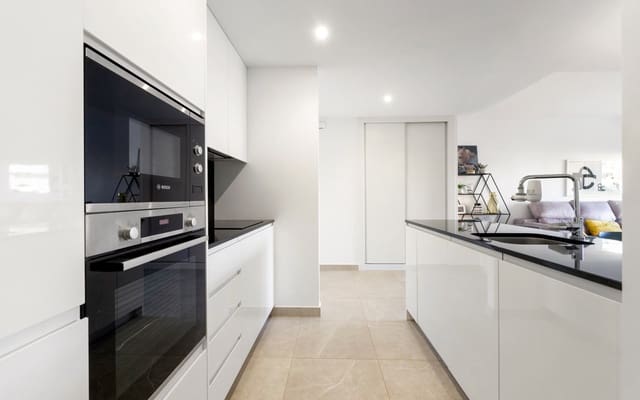 2 chambre Appartement à vendre à Lomas de Cabo Roig - Los Dolses, Orihuela avec piscine - 310 000 € (Ref: 9148227)