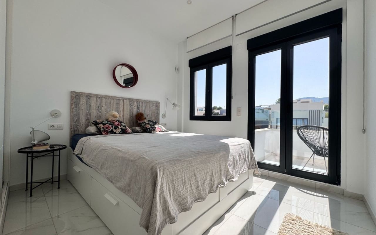 2 bedroom Townhouse for sale in Polop with pool - € 330,000 (Ref: 9170056)