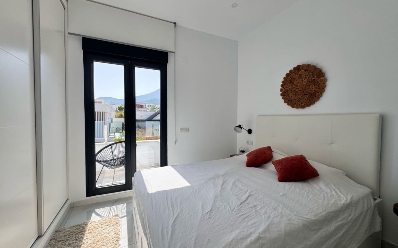 2 bedroom Townhouse for sale in Polop with pool - € 330,000 (Ref: 9170056)