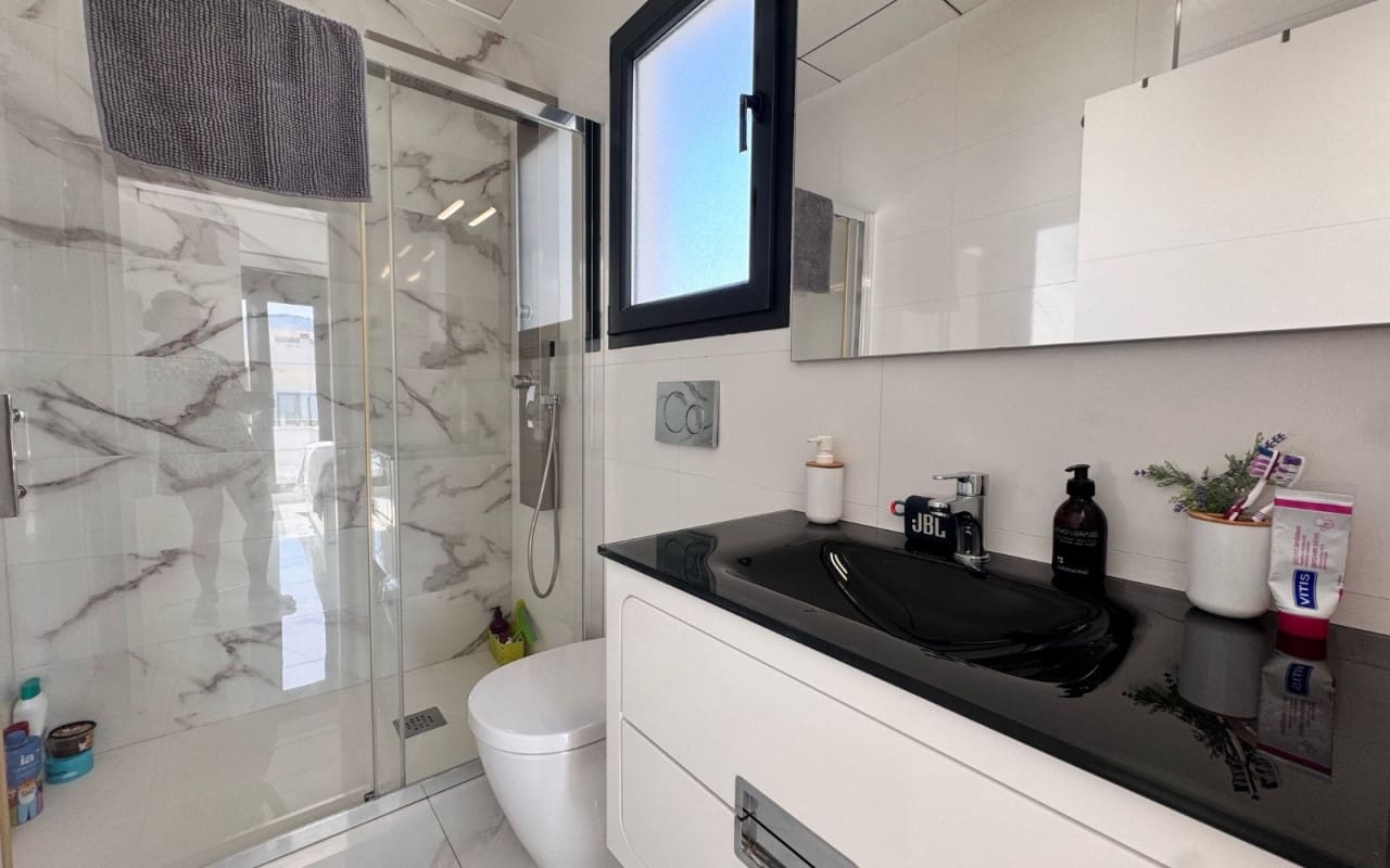 2 bedroom Townhouse for sale in Polop with pool - € 330,000 (Ref: 9170056)