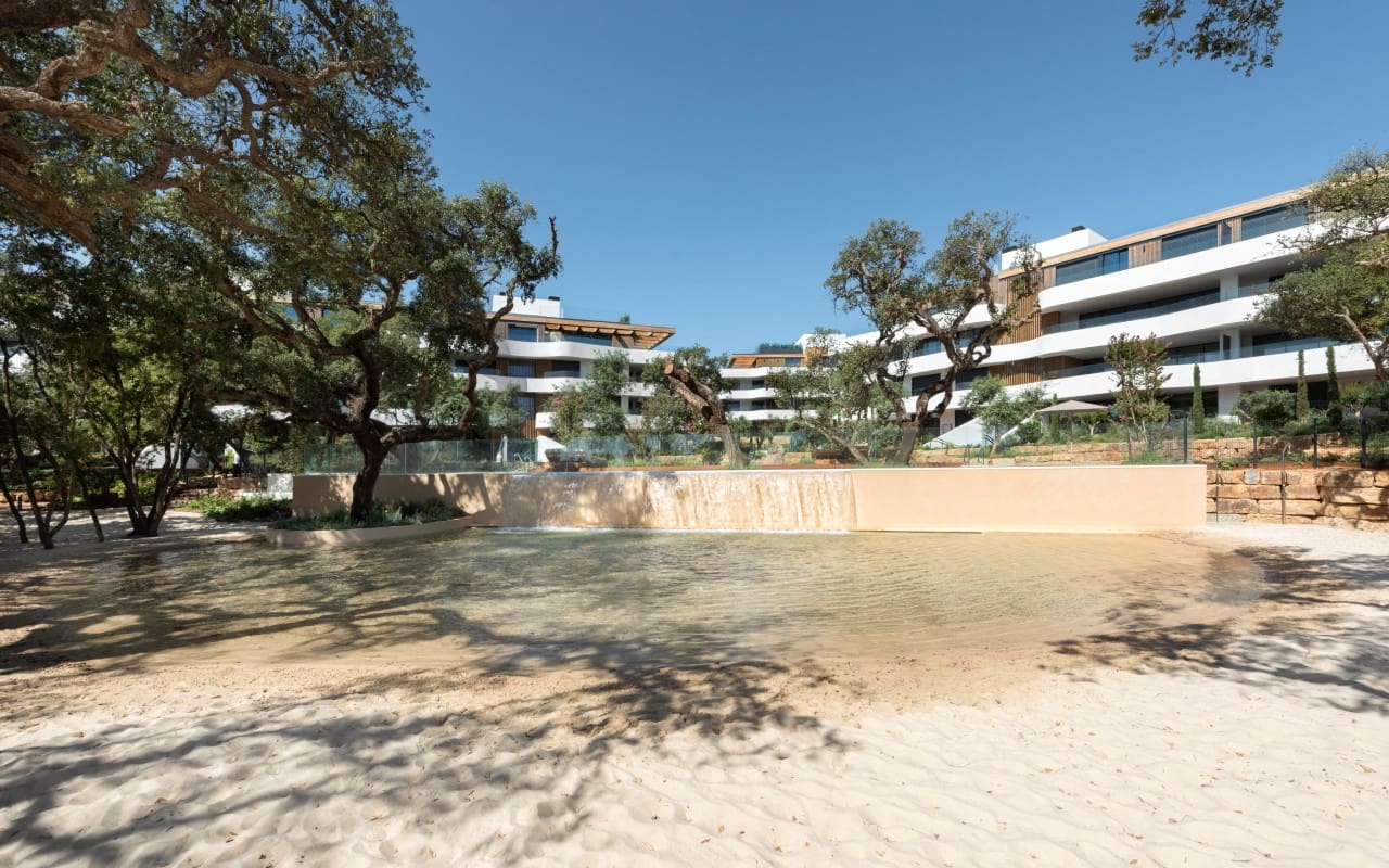 1 soveværelse Lejlighed til salg i Sotogrande med swimmingpool - € 850.000 (Ref: 9170058)