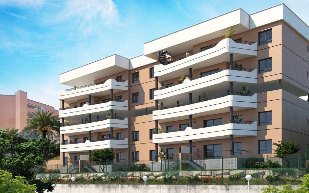 2 soveværelse Penthouse til salg i Fuengirola med swimmingpool - € 363.000 (Ref: 9170276)