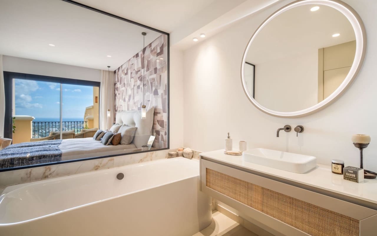 3 soveværelse Penthouse til salg i Benahavis med swimmingpool - € 1.375.000 (Ref: 9170277)