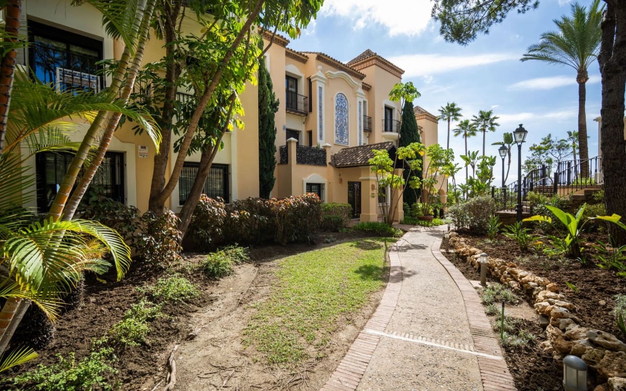 3 soveværelse Penthouse til salg i Benahavis med swimmingpool - € 1.375.000 (Ref: 9170277)