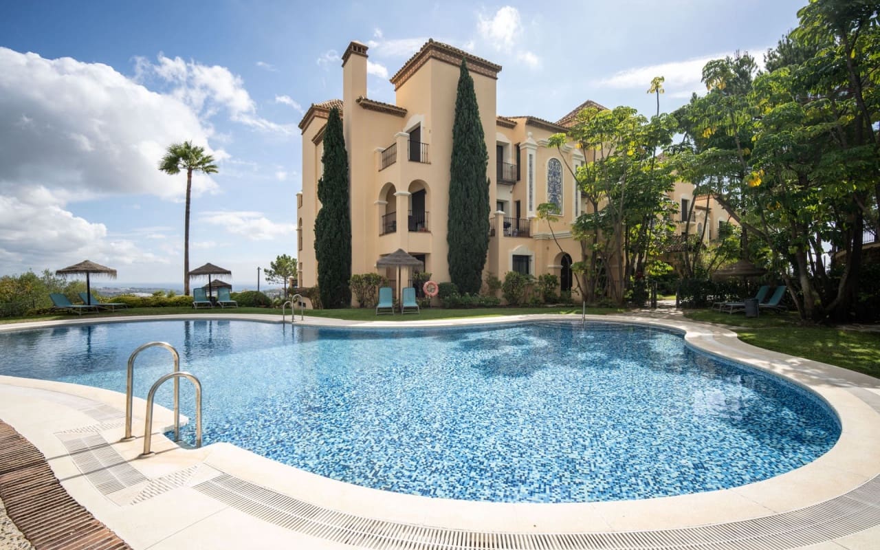 3 soveværelse Penthouse til salg i Benahavis med swimmingpool - € 1.375.000 (Ref: 9170277)