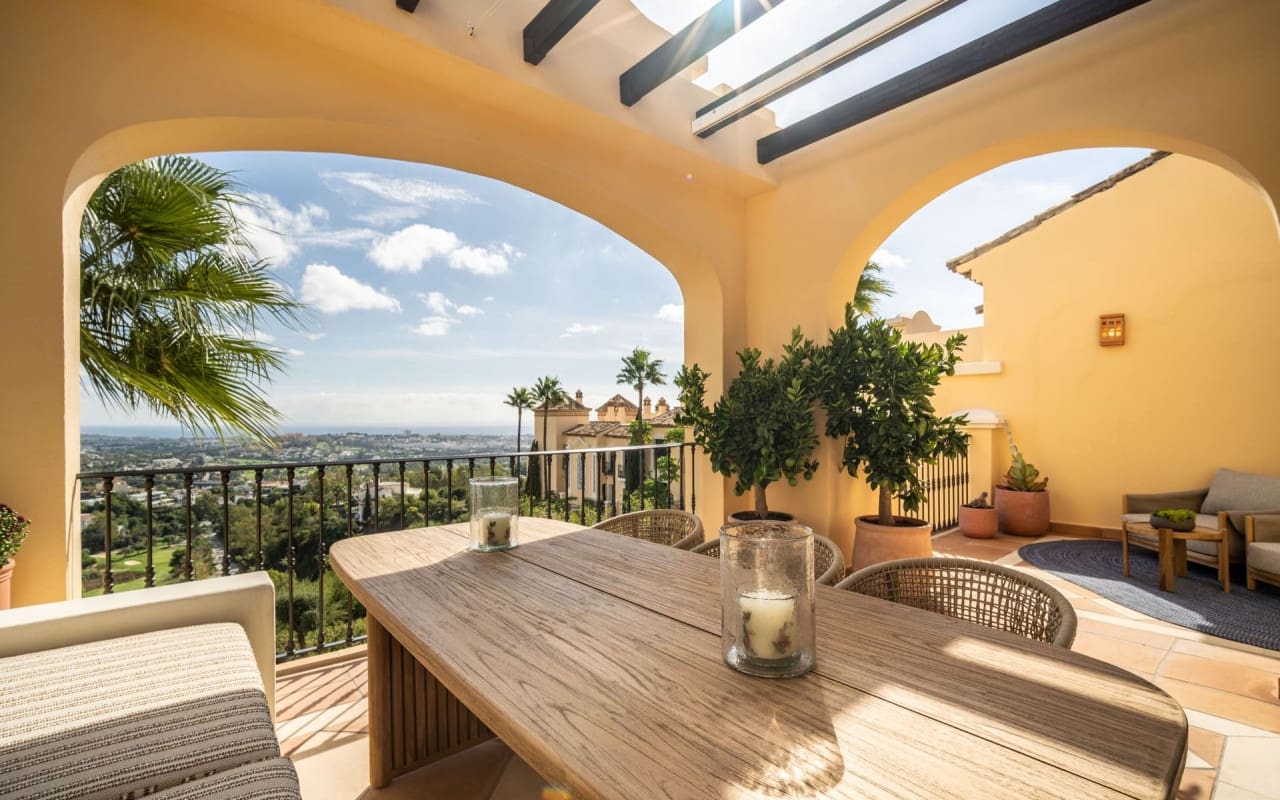 3 soveværelse Penthouse til salg i Benahavis med swimmingpool - € 1.375.000 (Ref: 9170277)
