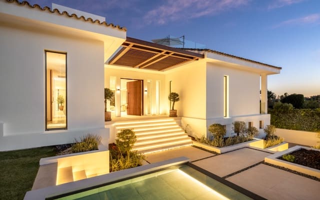 6 soveværelse Villa til salg i Los Naranjos, Marbella - € 10.950.000 (Ref: 9170278)