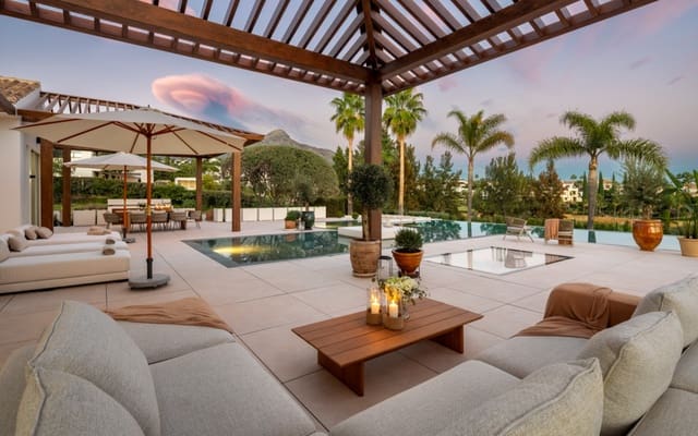 6 soveværelse Villa til salg i Los Naranjos, Marbella - € 10.950.000 (Ref: 9170278)
