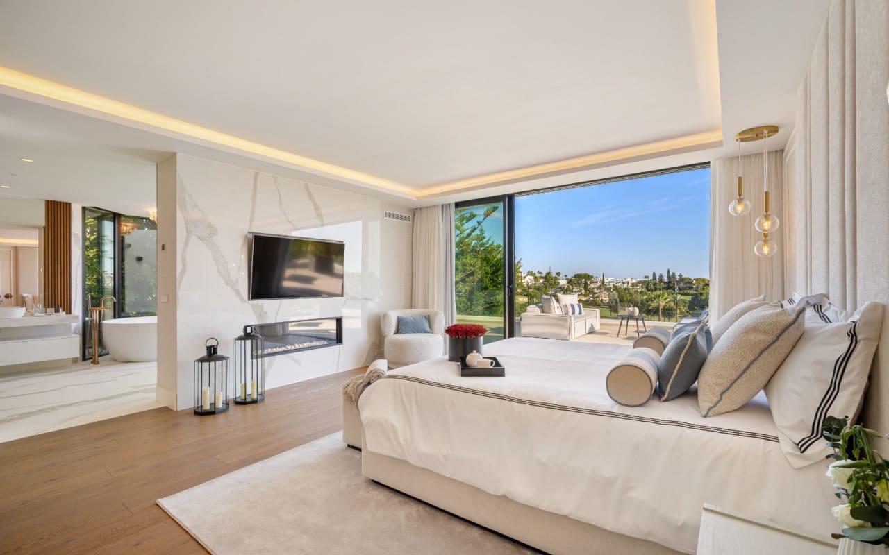 6 slaapkamer Villa te koop in Marbella - € 7.350.000 (Ref: 9170279)