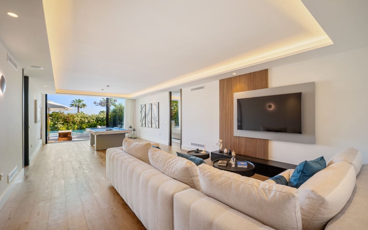 6 slaapkamer Villa te koop in Marbella - € 7.350.000 (Ref: 9170279)