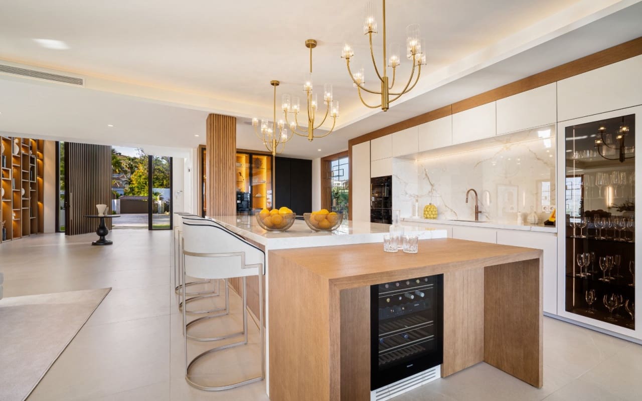 6 slaapkamer Villa te koop in Marbella - € 7.350.000 (Ref: 9170279)