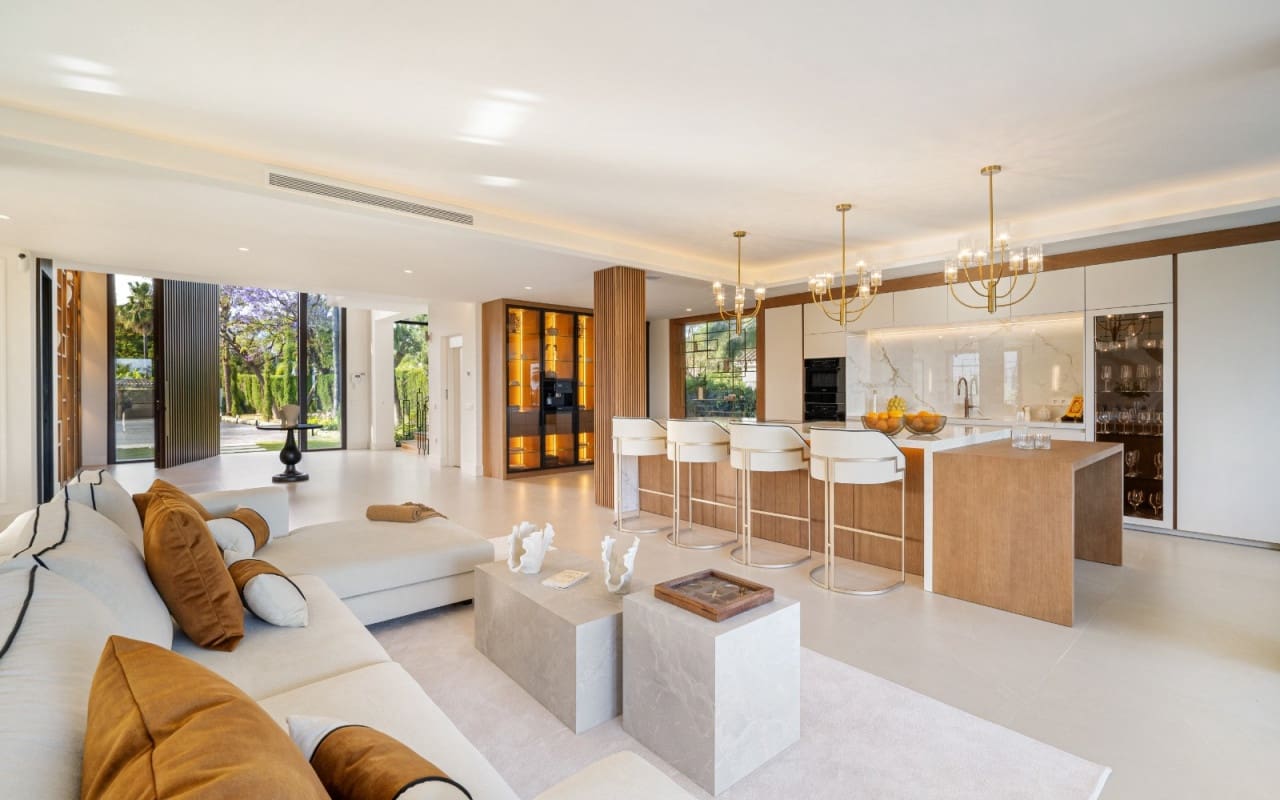 6 slaapkamer Villa te koop in Marbella - € 7.350.000 (Ref: 9170279)
