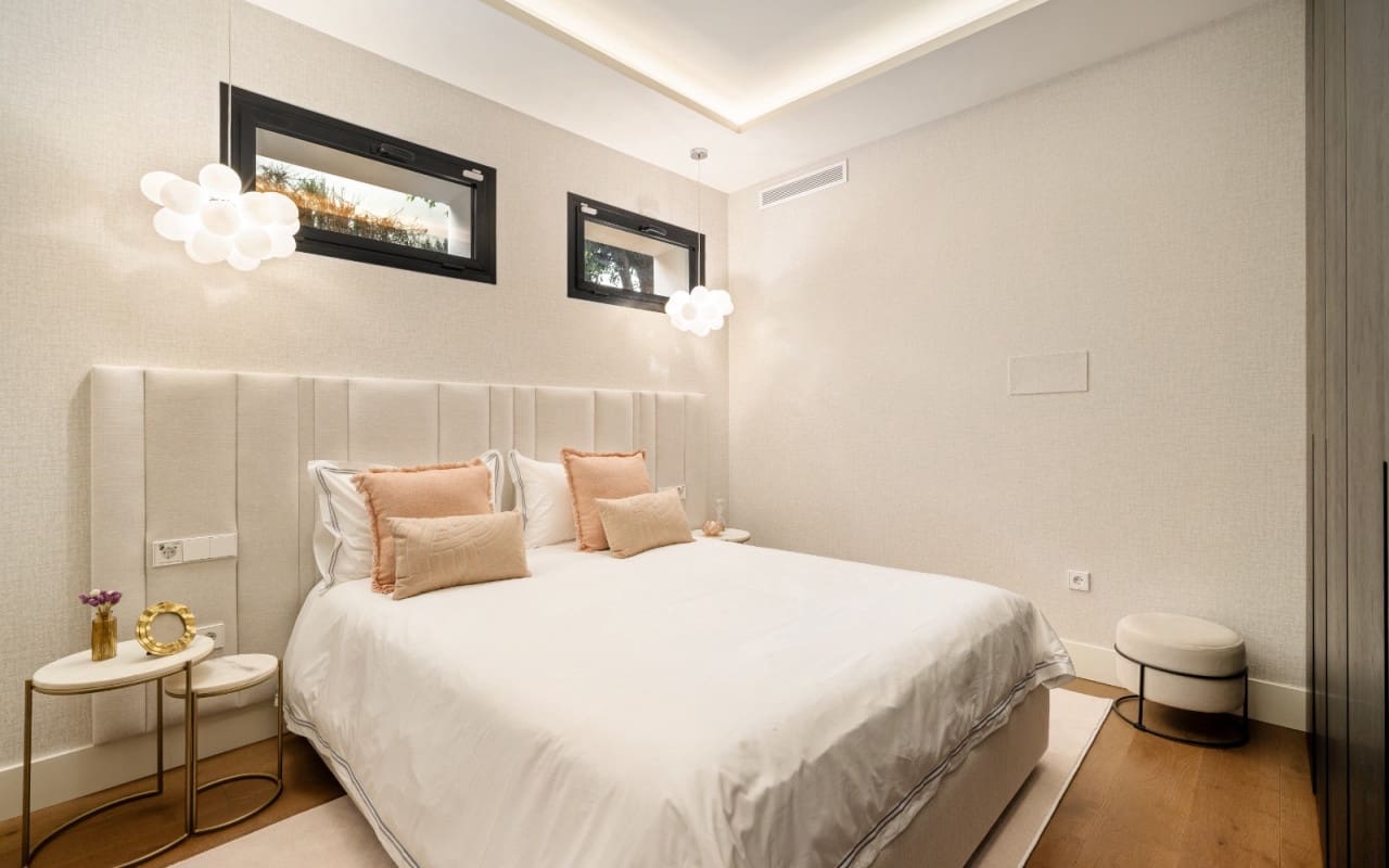 6 slaapkamer Villa te koop in Marbella - € 7.350.000 (Ref: 9170279)