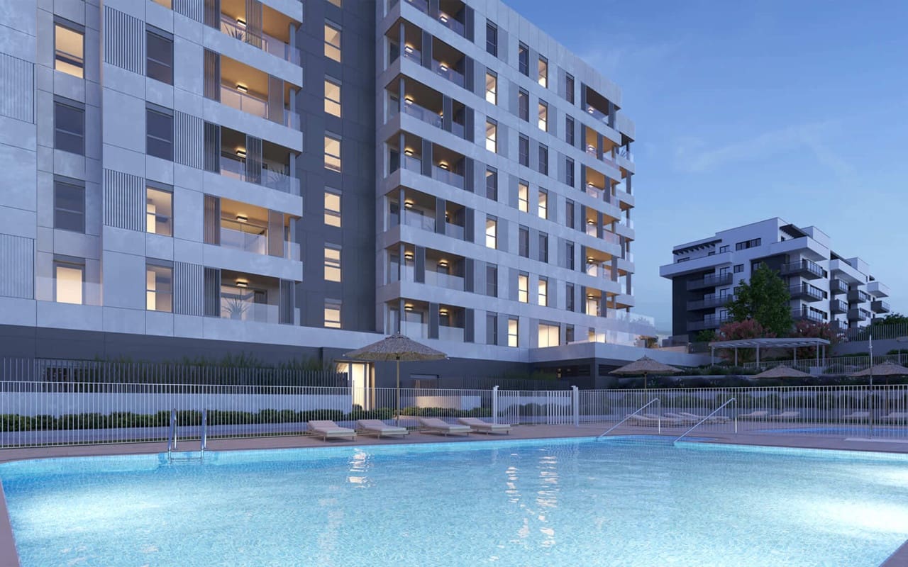 2 soveværelse Lejlighed til salg i Malaga by med swimmingpool - € 330.000 (Ref: 9170317)