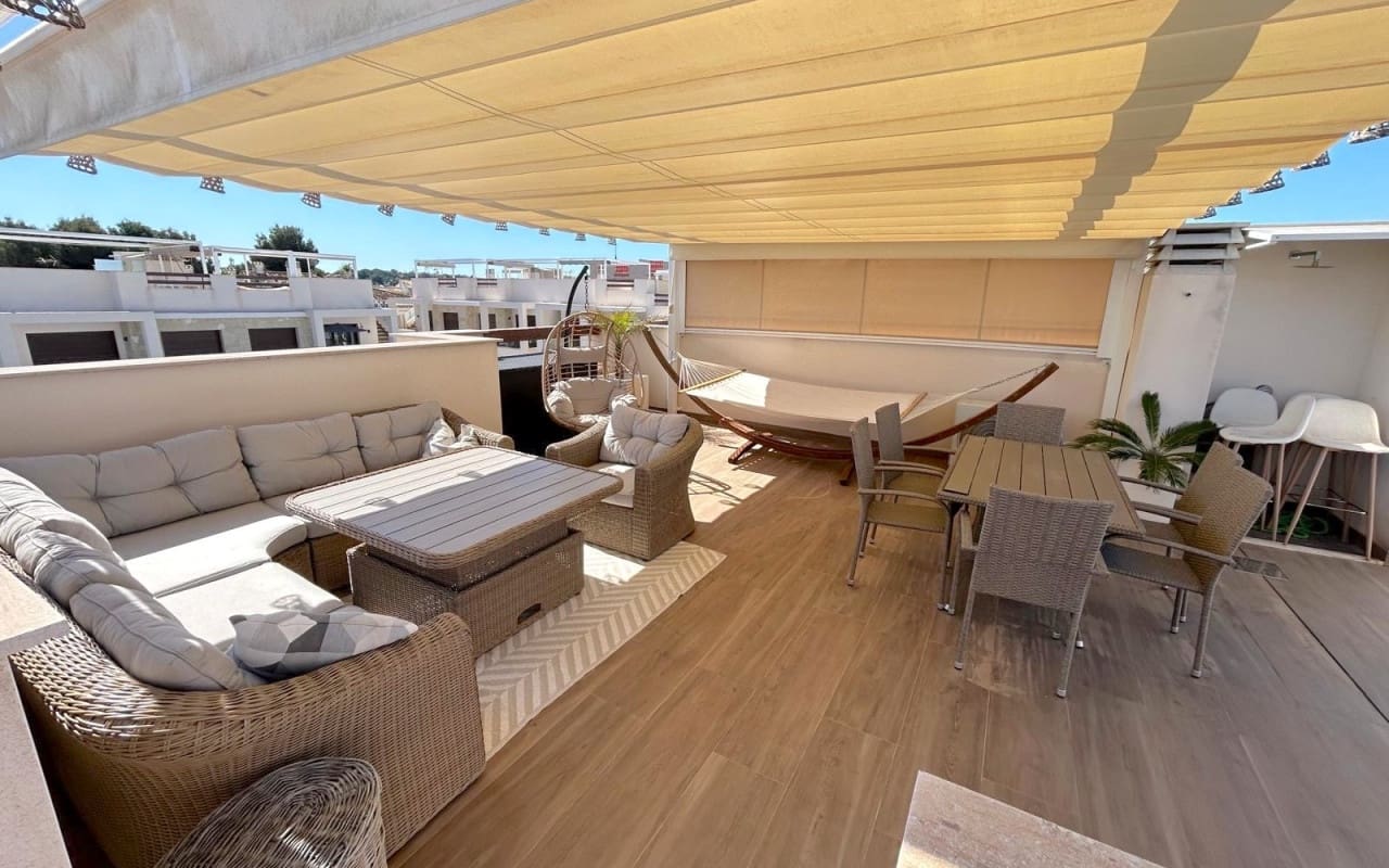 2 makuuhuone Huoneisto myytävänä paikassa Torrevieja mukana uima-altaan - 299 000 € (Ref: 9170321)