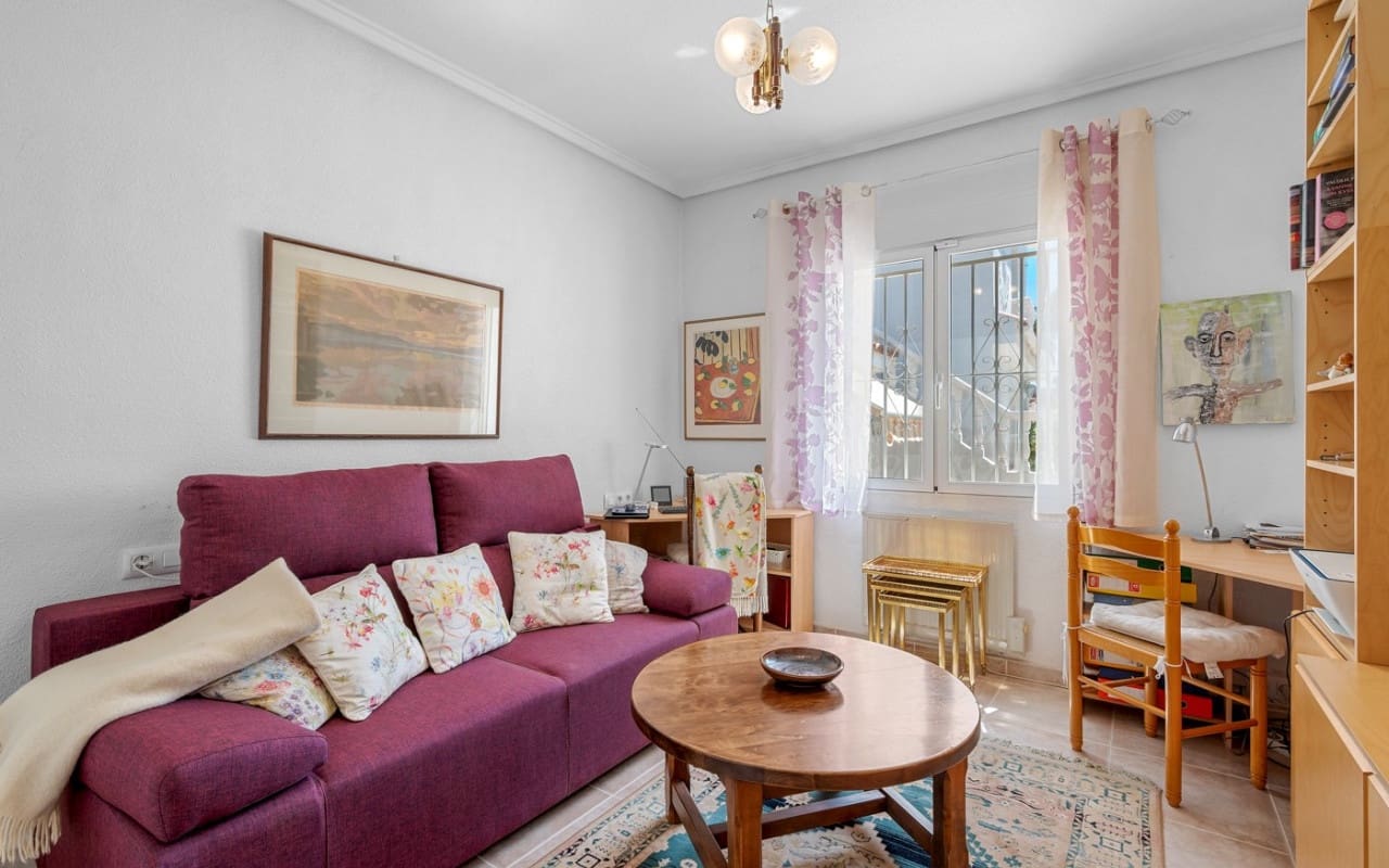 3 slaapkamer Villa te koop in Ciudad Quesada met zwembad - € 490.000 (Ref: 9175908)