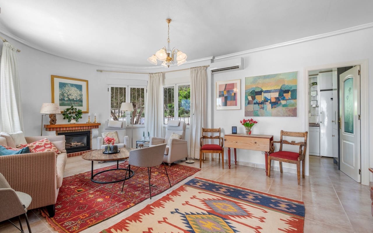 3 slaapkamer Villa te koop in Ciudad Quesada met zwembad - € 490.000 (Ref: 9175908)