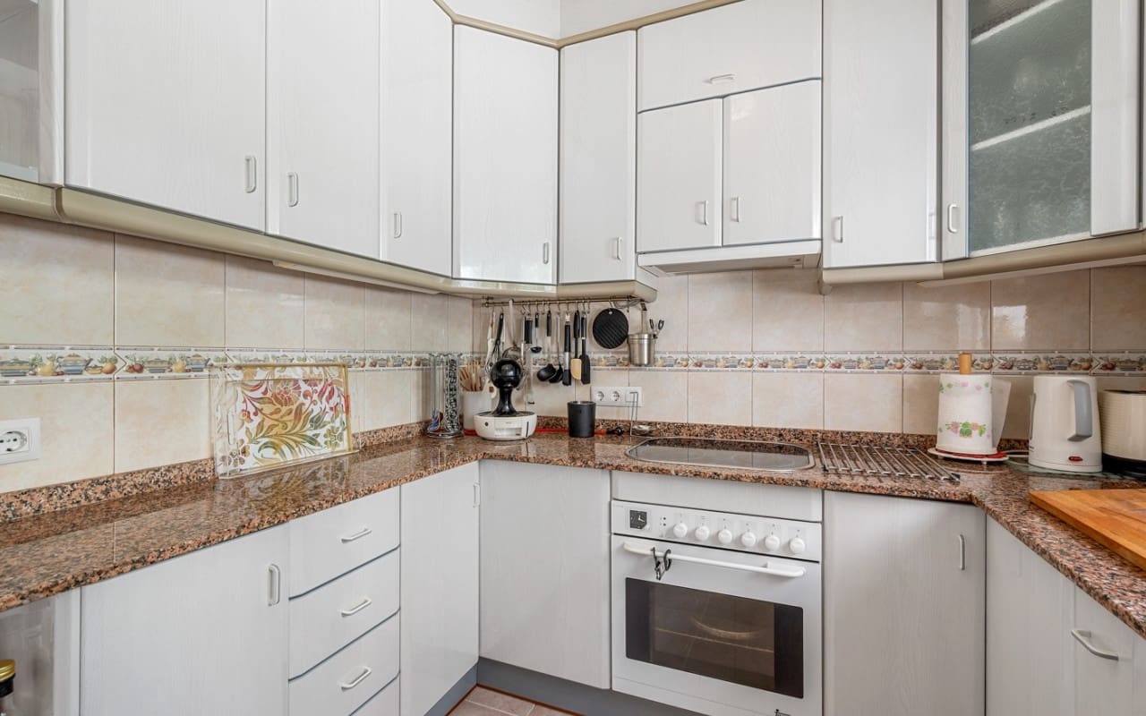 3 slaapkamer Villa te koop in Ciudad Quesada met zwembad - € 490.000 (Ref: 9175908)