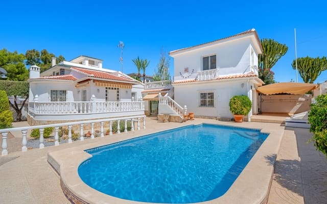 3 slaapkamer Villa te koop in Ciudad Quesada, Rojales met zwembad - € 490.000 (Ref: 9175908)