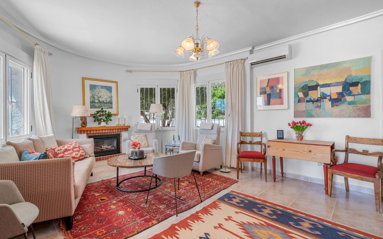 3 slaapkamer Villa te koop in Ciudad Quesada met zwembad - € 490.000 (Ref: 9175908)